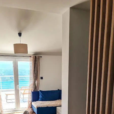 Luxoria Neum